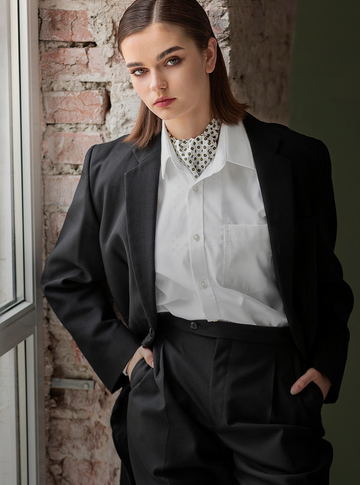 woman wearing formal dress Australia elegant evening outfit