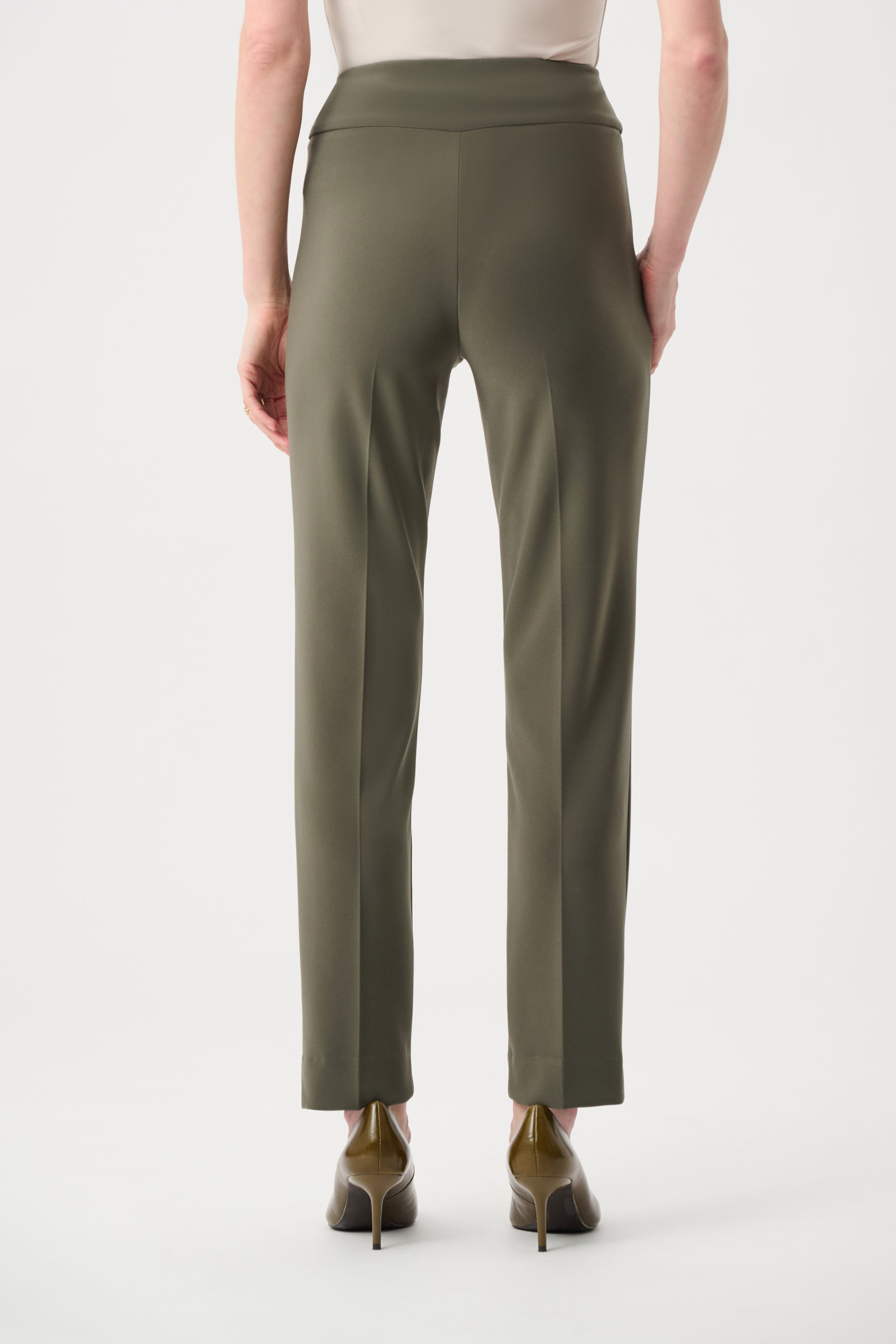 Classic Tailored Slim Pants