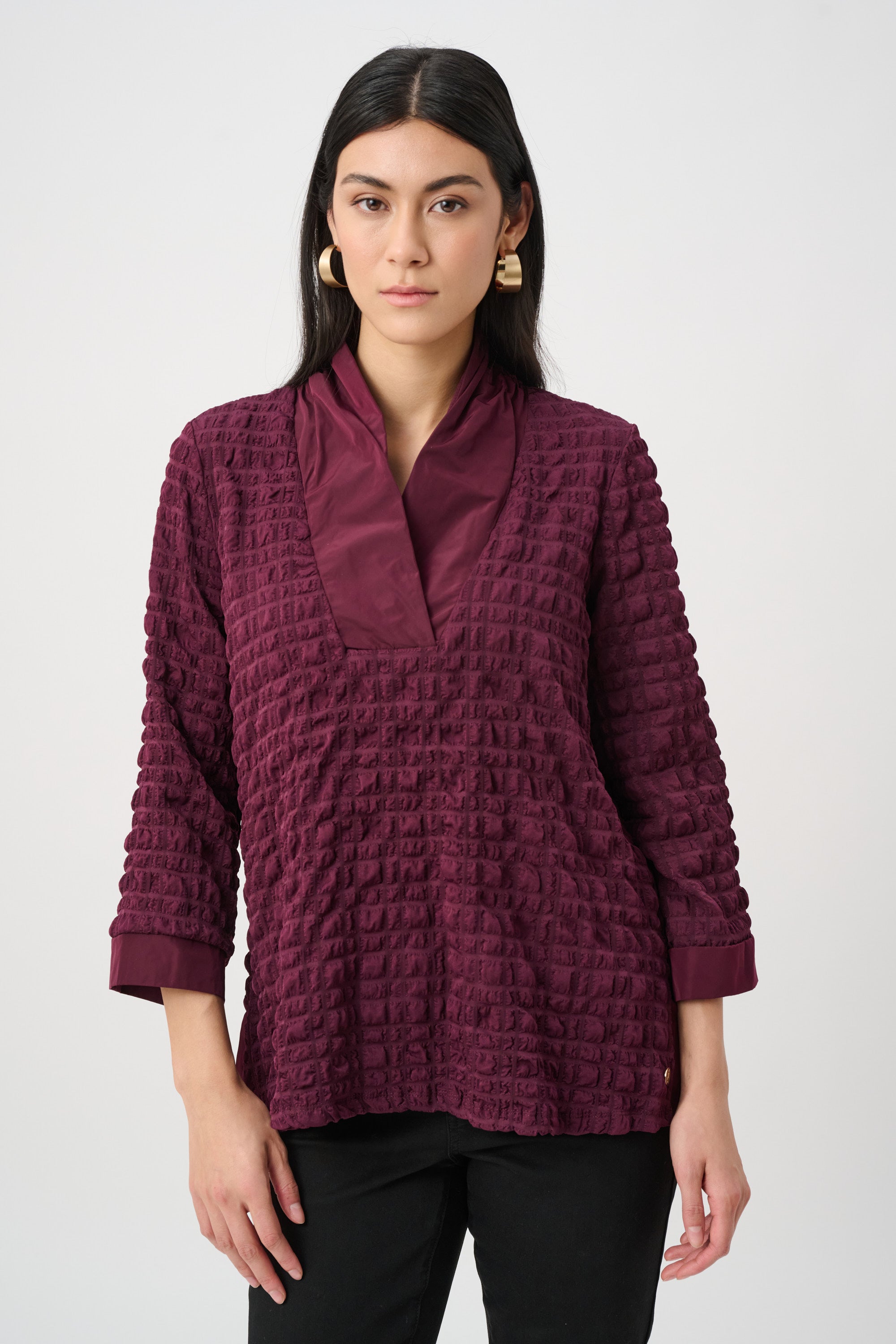 Bubble Jacquard & Memory Straight Top
