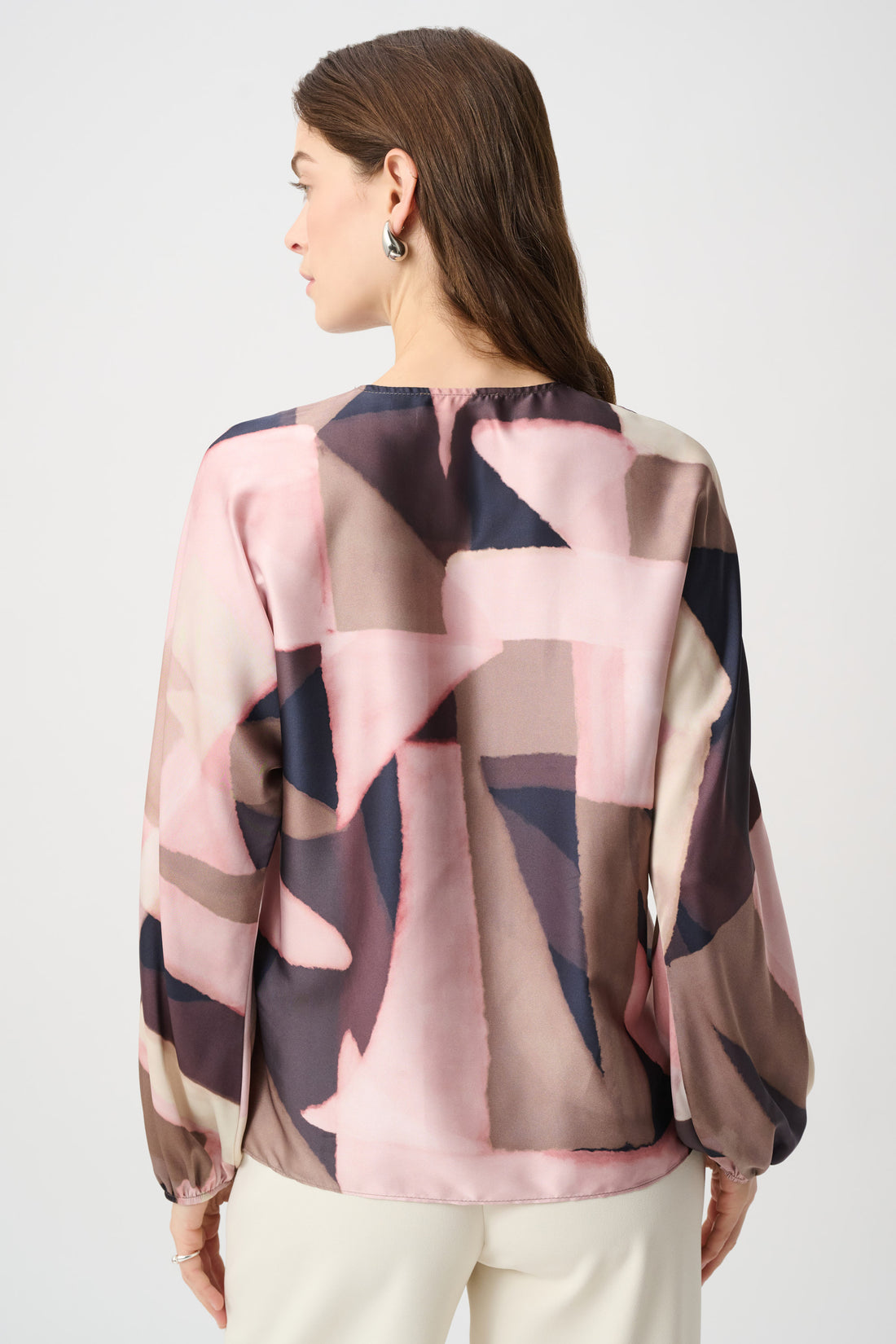 Abstract Print V-Neck Blouse with Elegant Balloon Sleeves