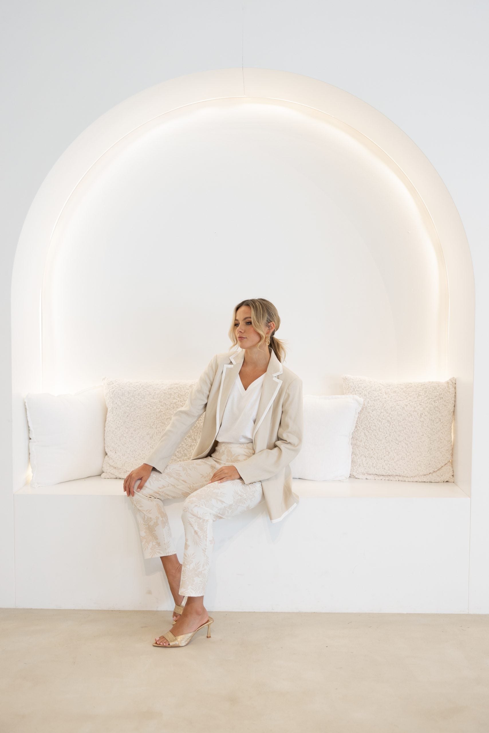 Lightweight linen blend white blazer