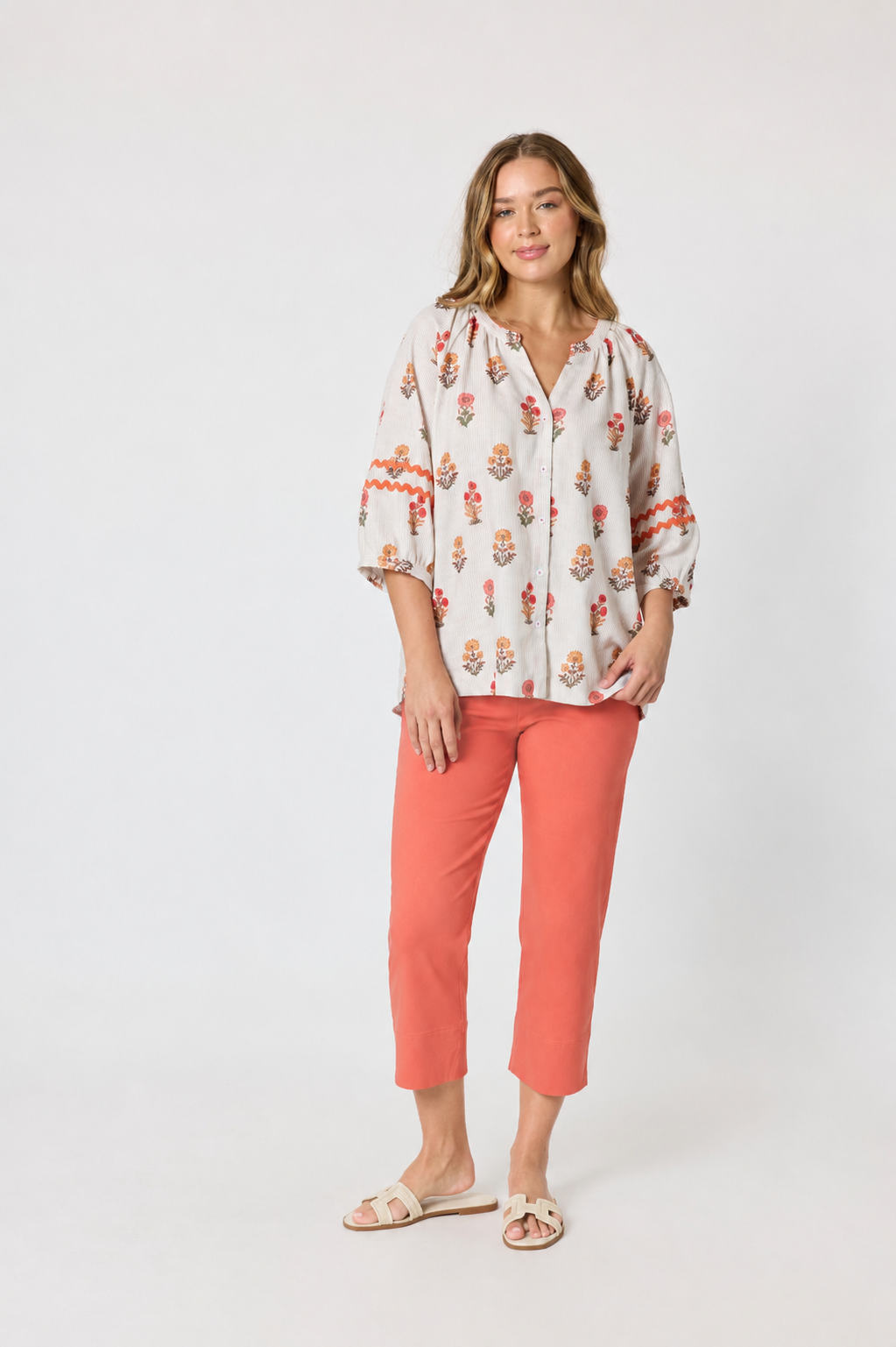 Ginger Coral Cropped Pants – Effortless Everyday Style