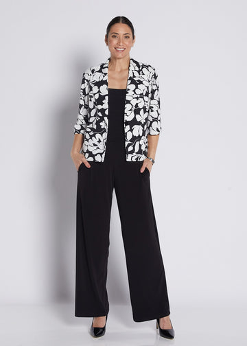 Monochrome Floral Blazer – Modern Elegant Layer