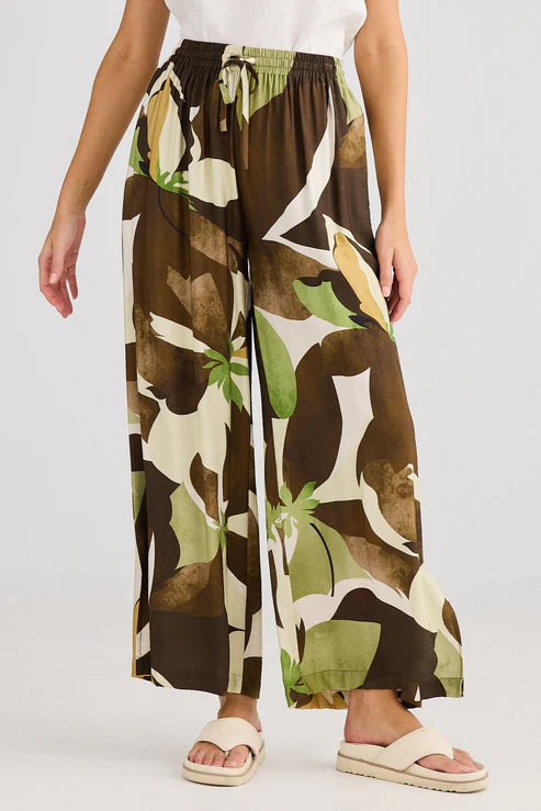 Women’s jungle print resort pants Australia