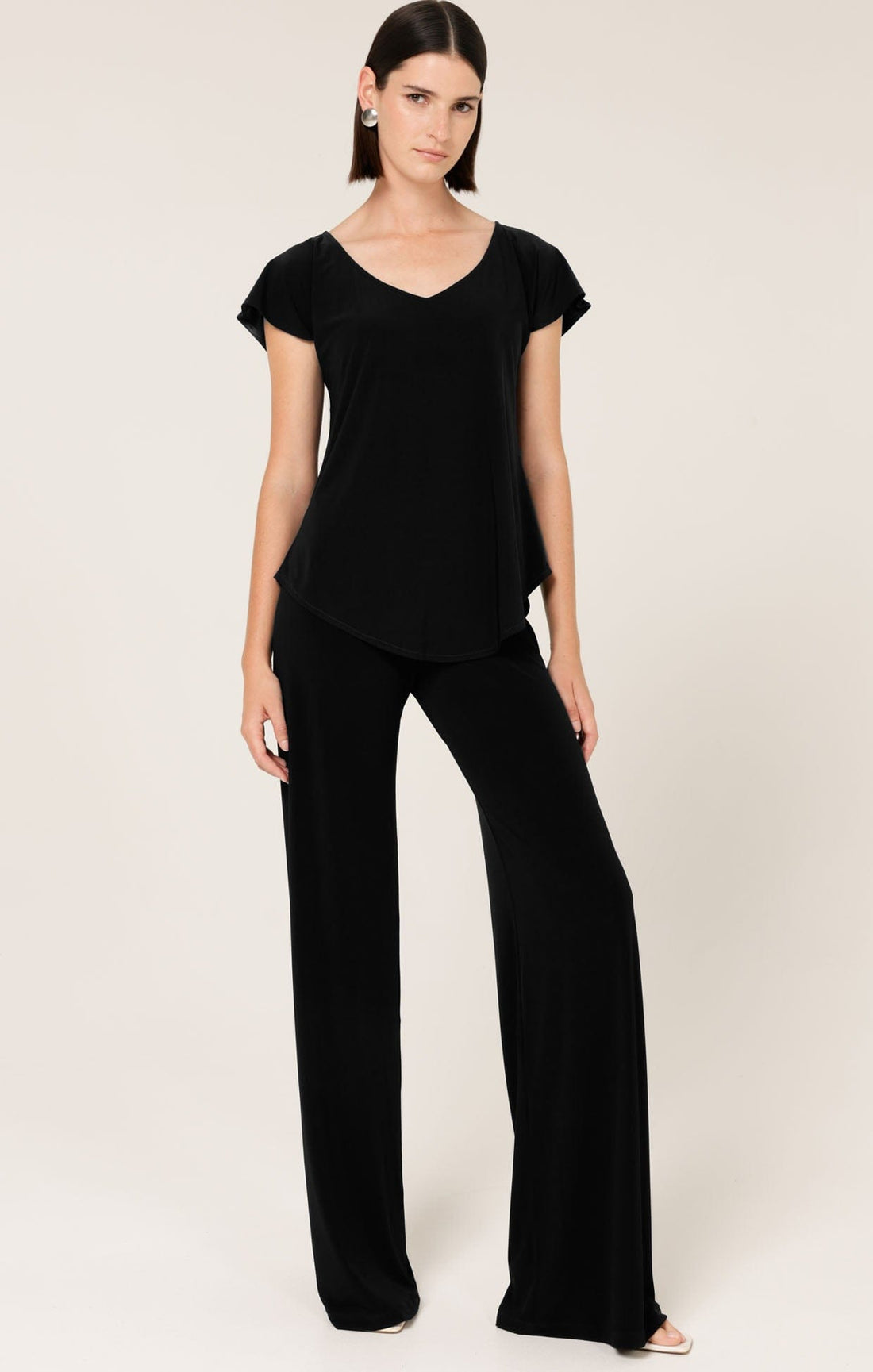 Seamless Pant In Black by Sacha Drake