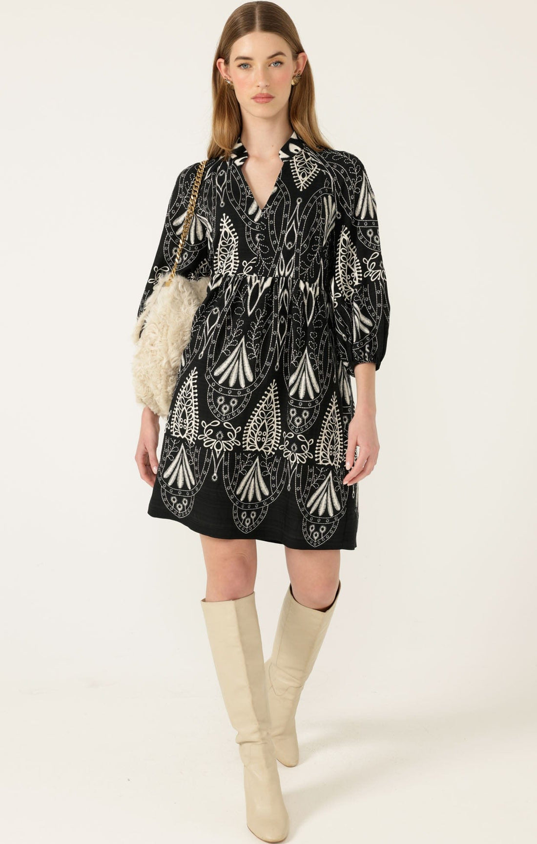Kirra Shift Dress In Black Cream by Sacha Drake