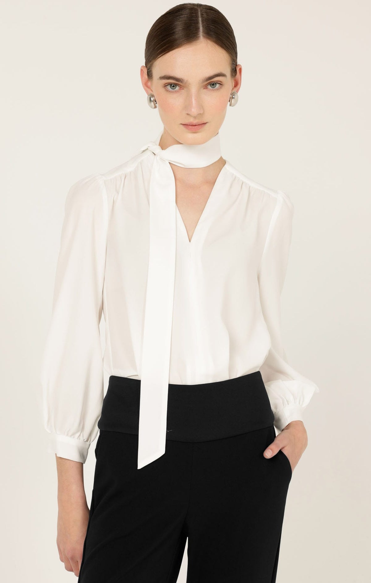 Prudence Blouse In Ivory by Sacha Drake