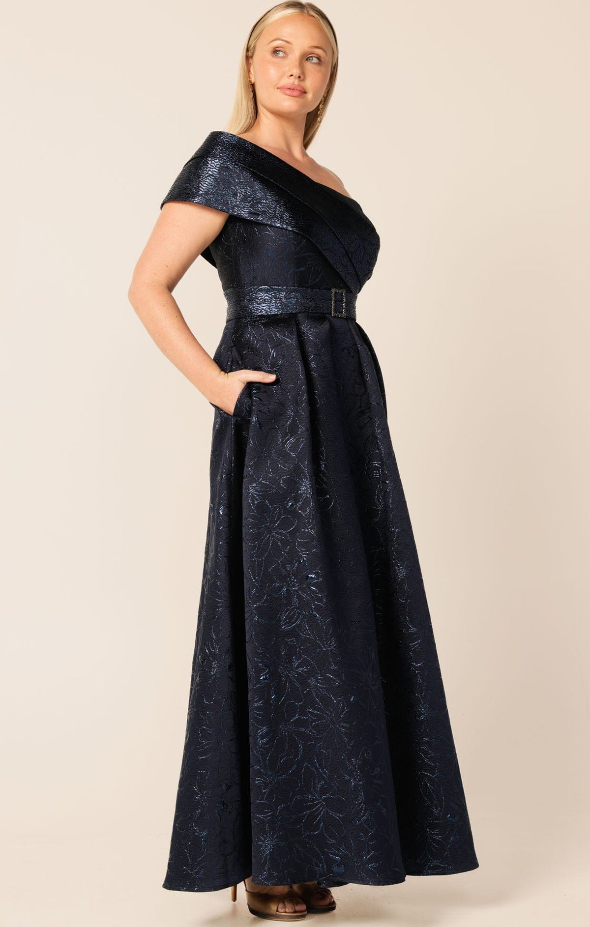 Twilight Gown by Sacha Drake - image 8