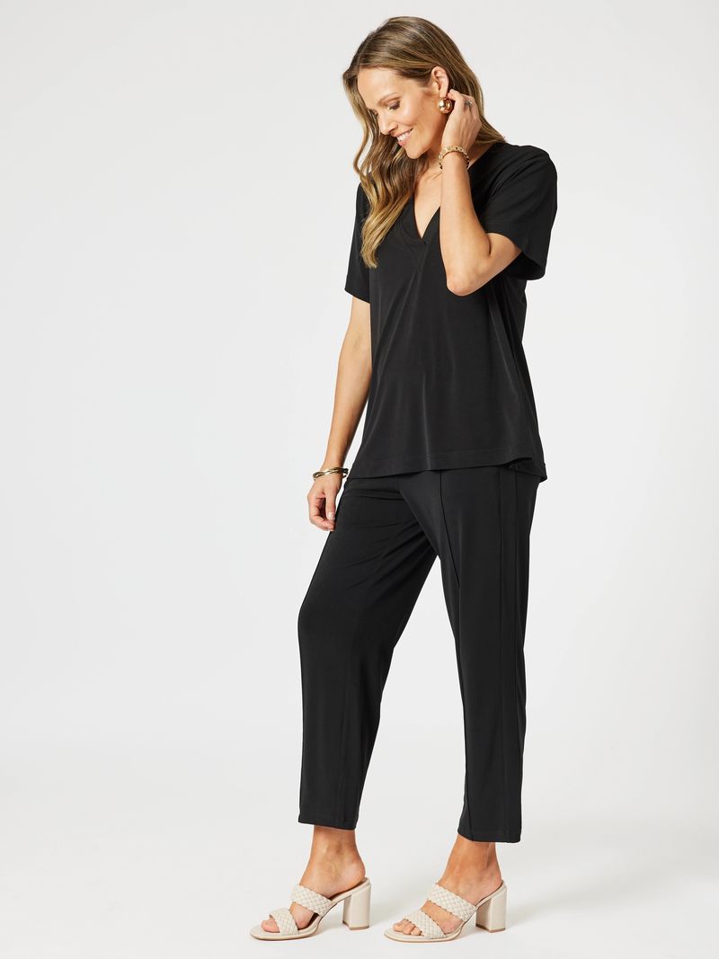 Maggie wrinkle-resistant travel top