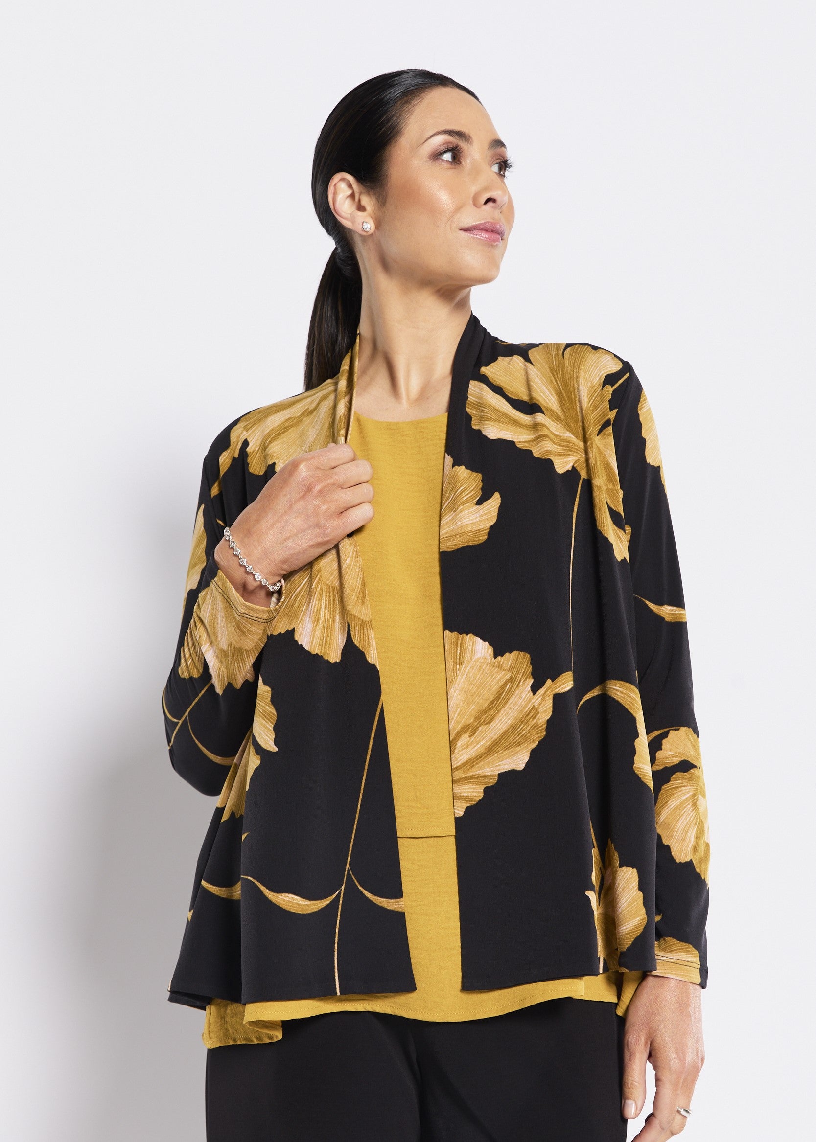 Swing jacket Greta black gold floral print jacket