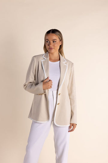 Elegant natural white tailored blazer