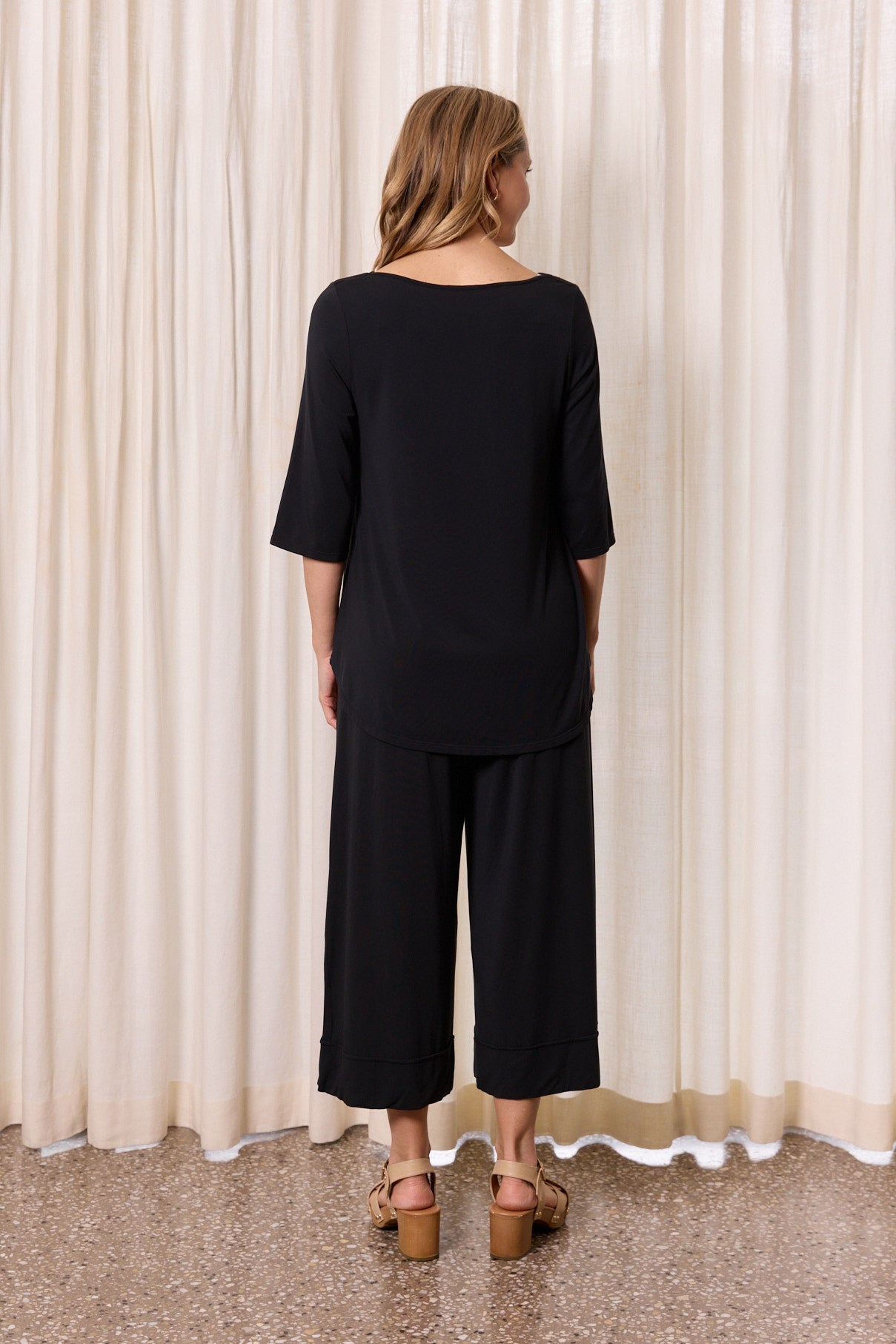 Black co ord set 3/4 sleeve top and pants