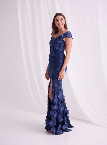 Elegant Navy Blue Floral Lace Gown – Timeless Evening Glamour
