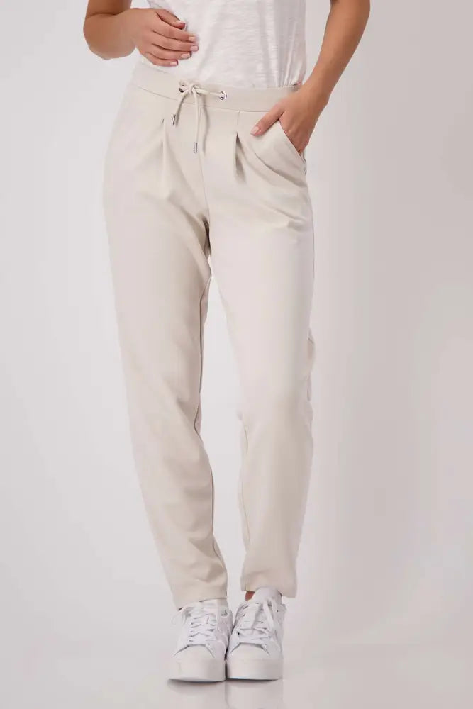 Basic Jogger in Warm Sand | Soft Drawstring Everyday Pant