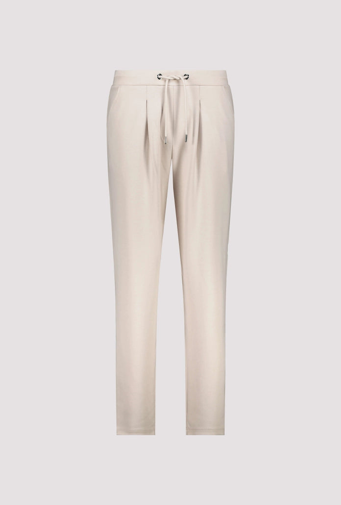 Basic Jogger in Warm Sand | Soft Drawstring Everyday Pant