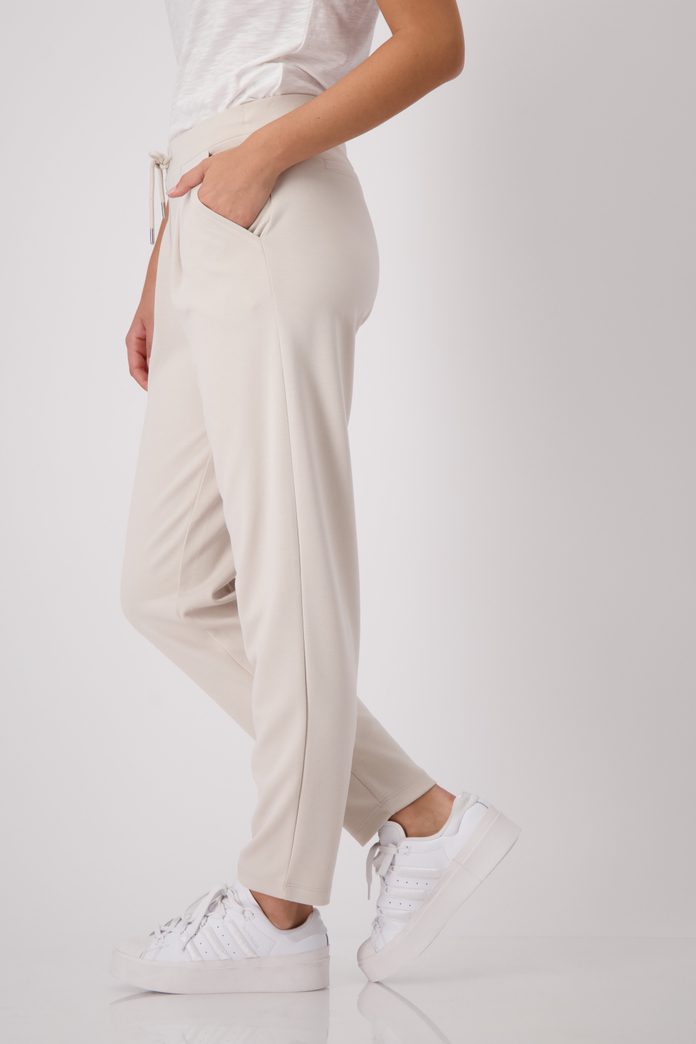 Basic Jogger in Warm Sand | Soft Drawstring Everyday Pant